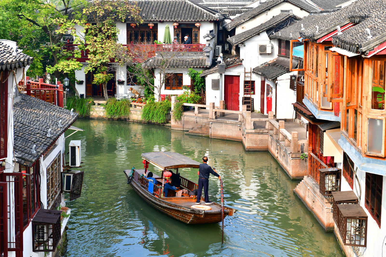 EXCURSIE OPTIONALA – SHANGHAI CITY TOUR