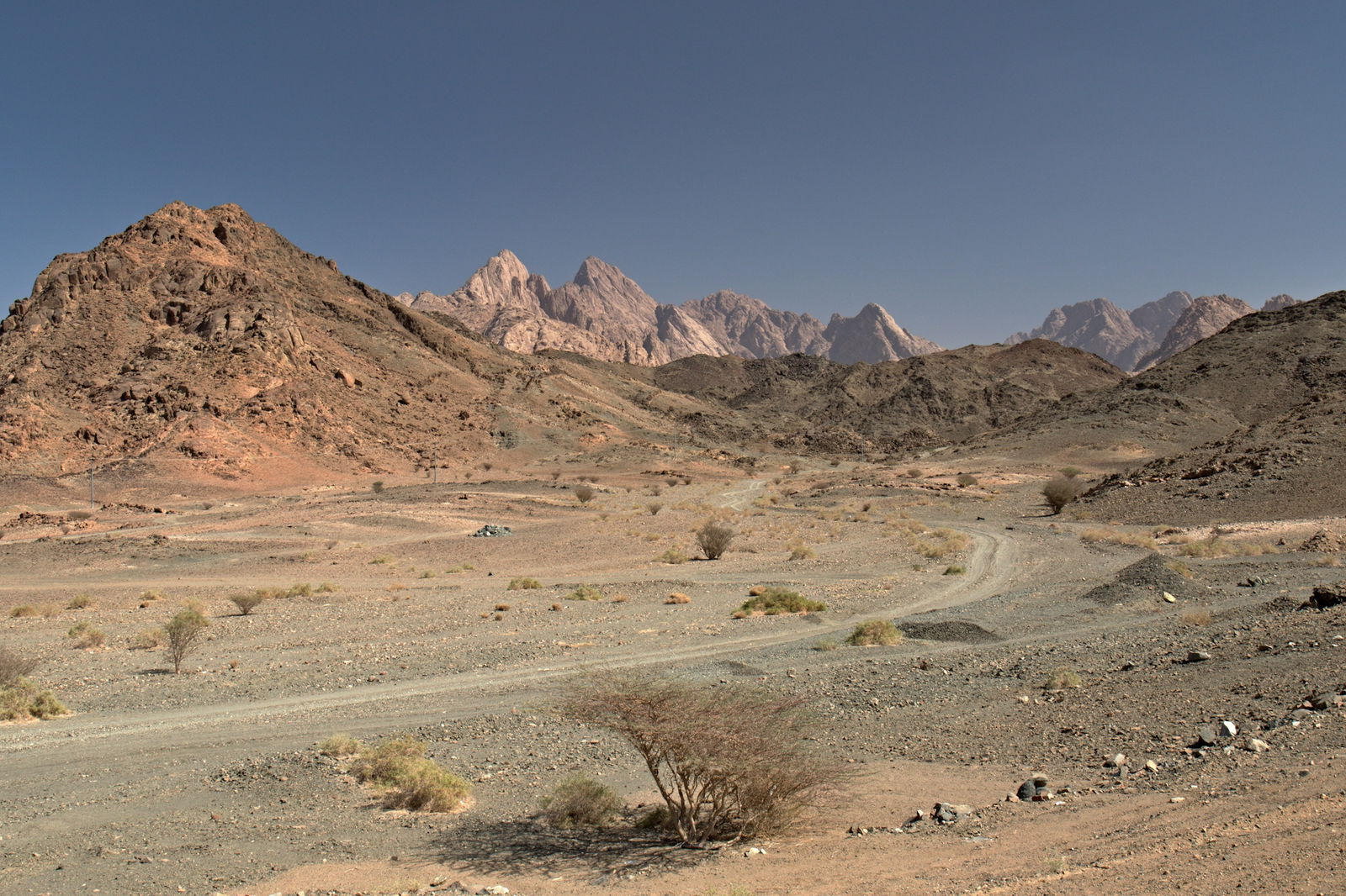 AQABA – FRONTIERA DURRA – TABUK, INIMA MUNTILOR SAUDITI