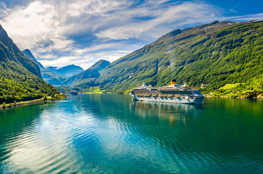 Croaziera de grup Costa Diadema Fiorduri 2026