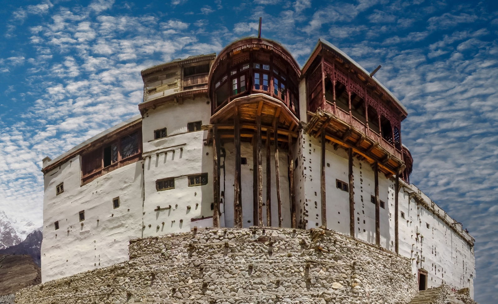 Excursie Circuit pakistan-valea-hunza-si-fairy-meadows