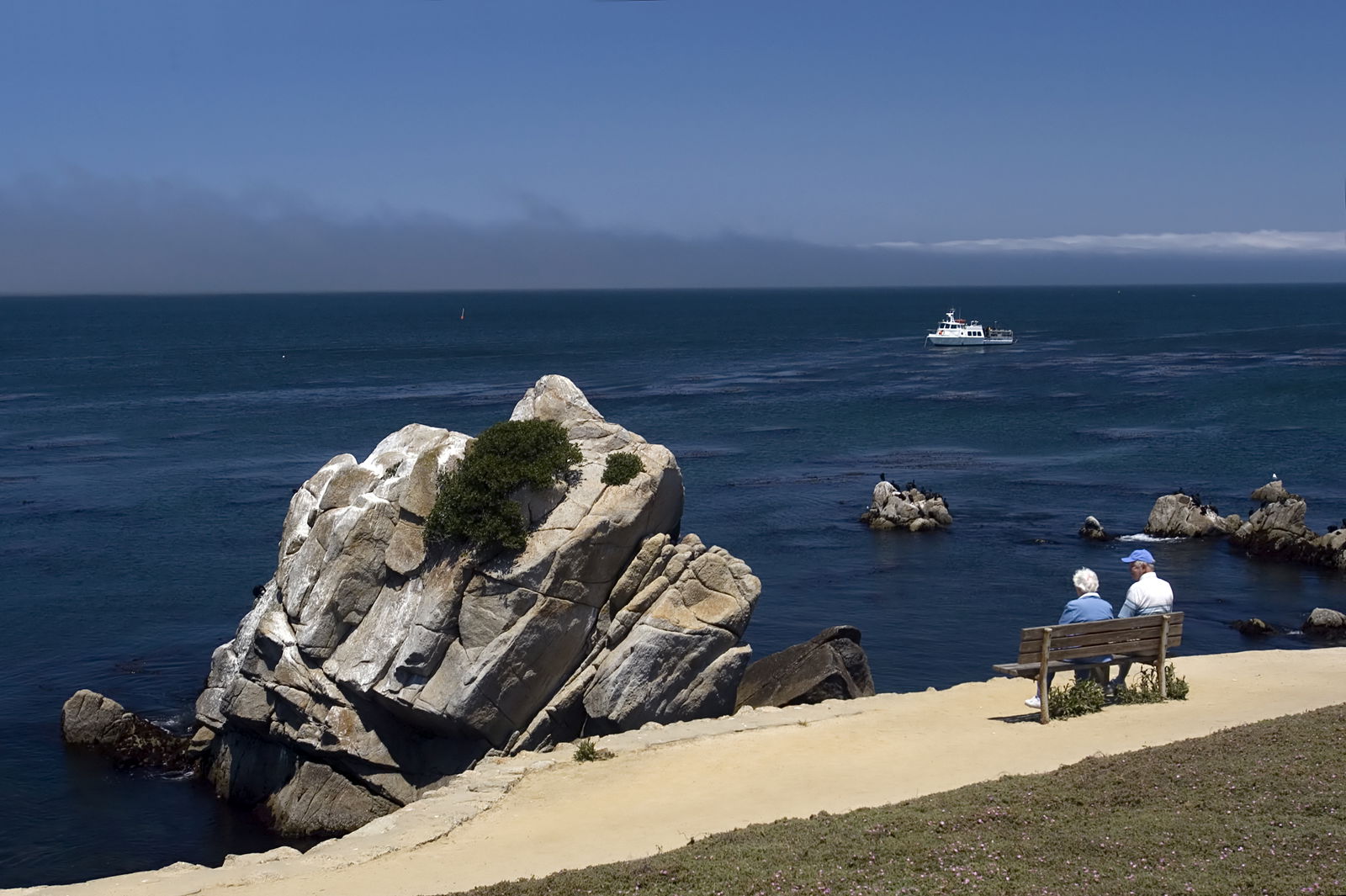 cipru-o-insula-mica-cu-o-inima-mare