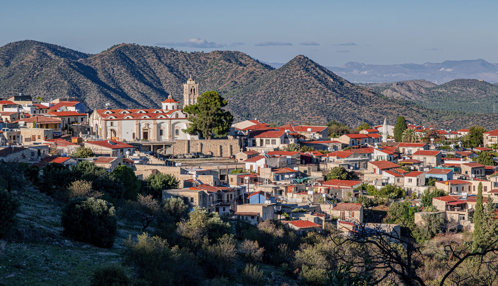 cipru-o-insula-mica-cu-o-inima-mare