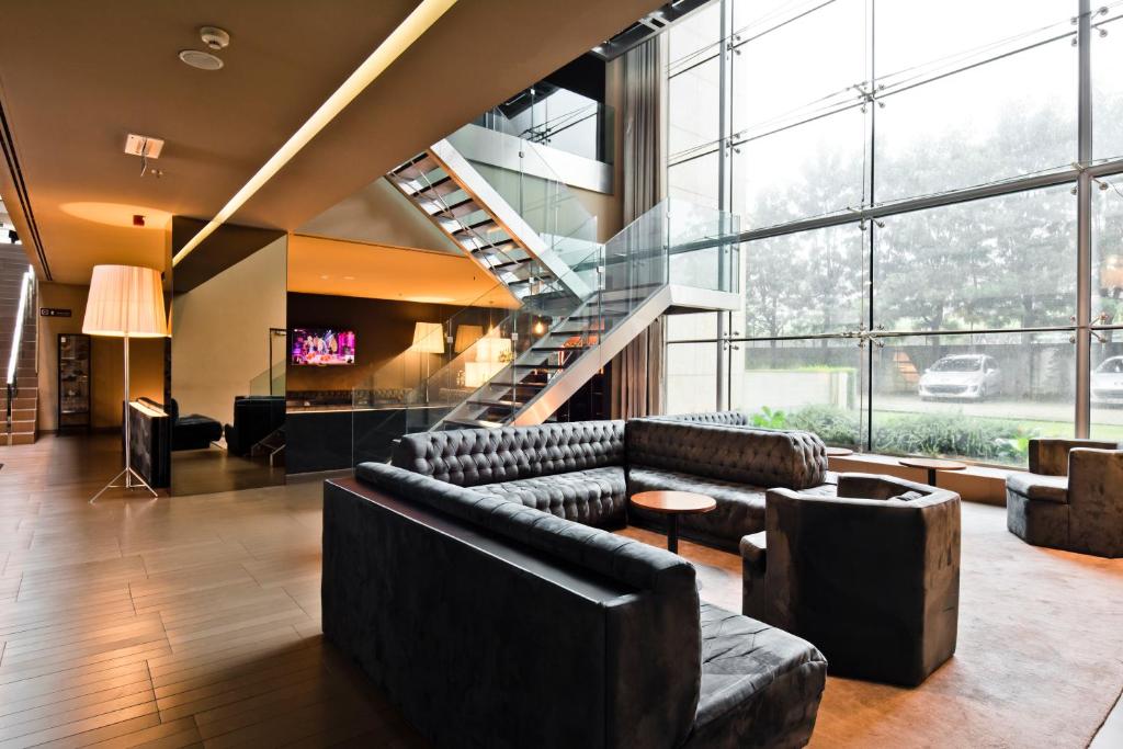 Golden Tulip São João da Madeira