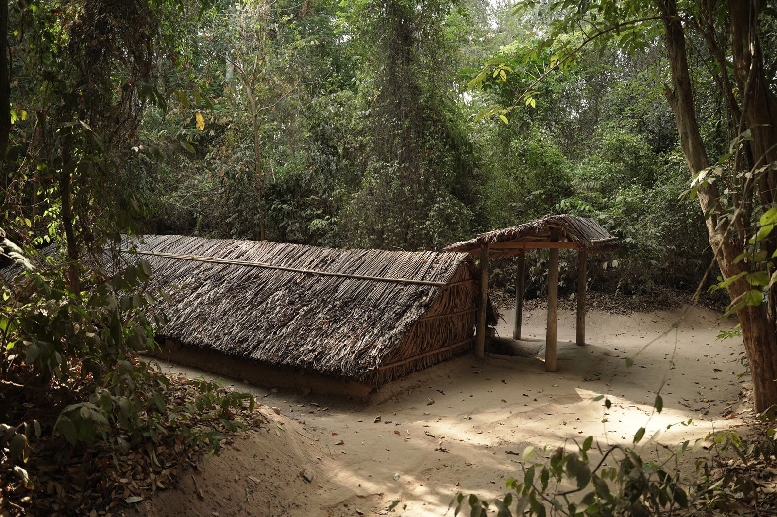 Incursiune la Tunelurile de la Cu Chi