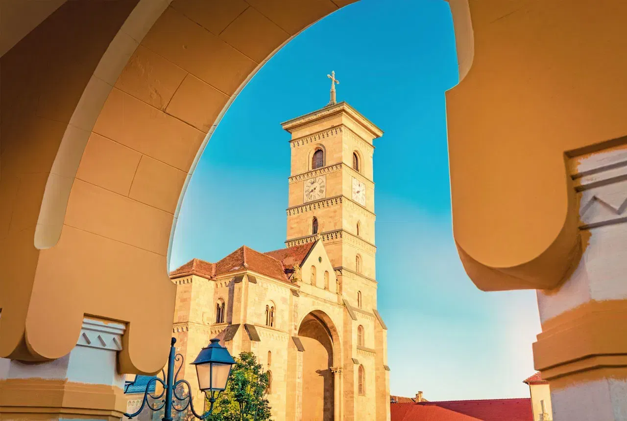 alba-carolina-si-culorile-nestiute-ale-istoriei