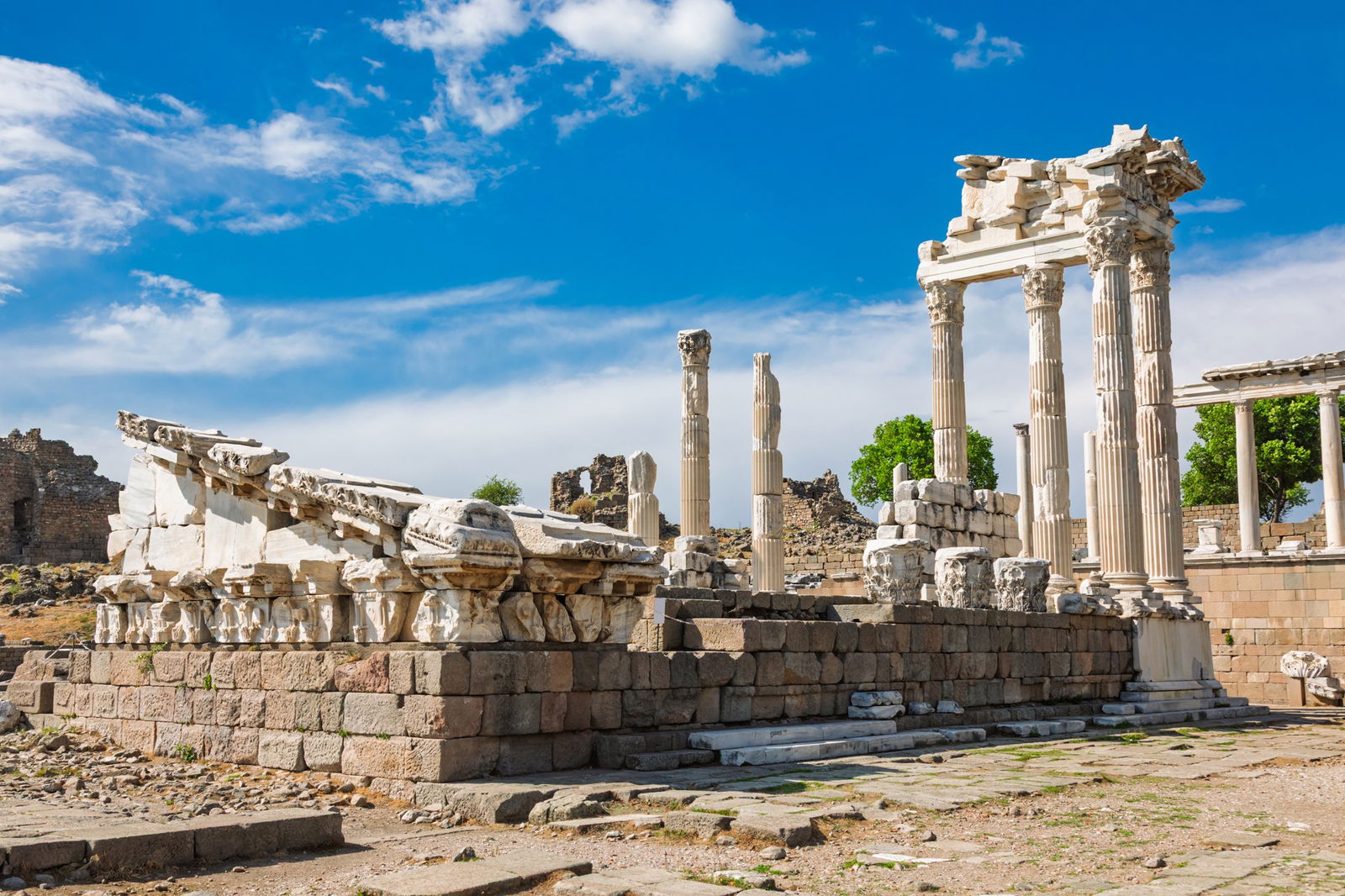 Pergam, Cetatea de pe Acropola