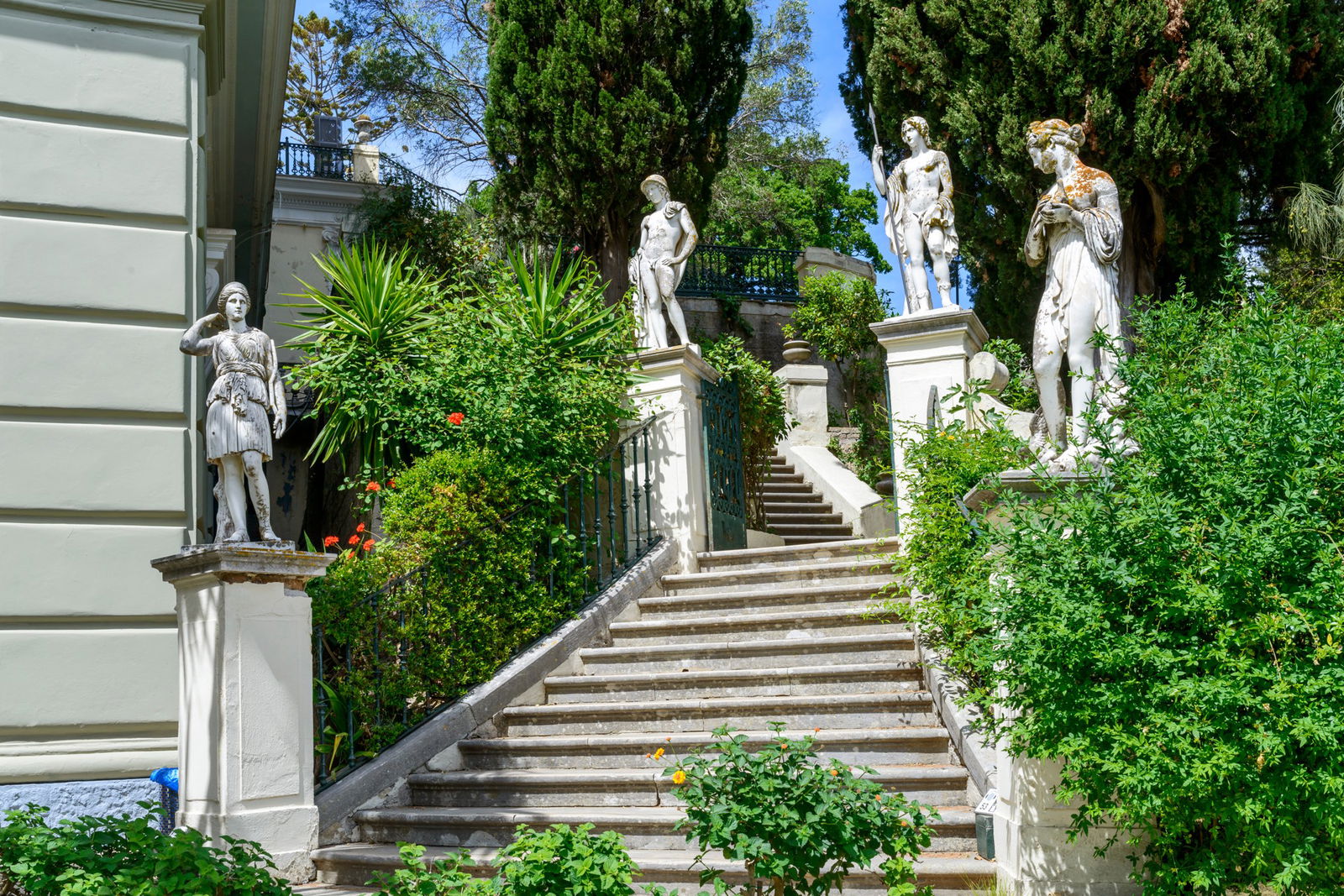 Palatul Achilleion & Shopping in Kerkyra