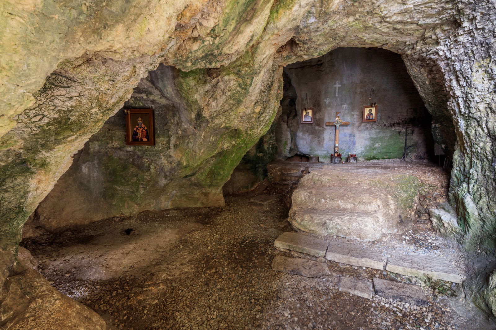 Excursie Circuit pelerinaj-la-pestera-sf-casian-si-agapa-dobrogeana-la-colilia-1-zi