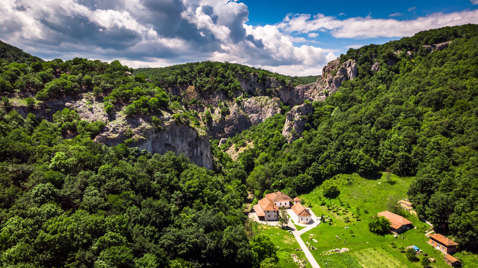 Excursie Circuit pelerinaj-o-calatorie-a-tamaduirii-pe-clisura-dunarii