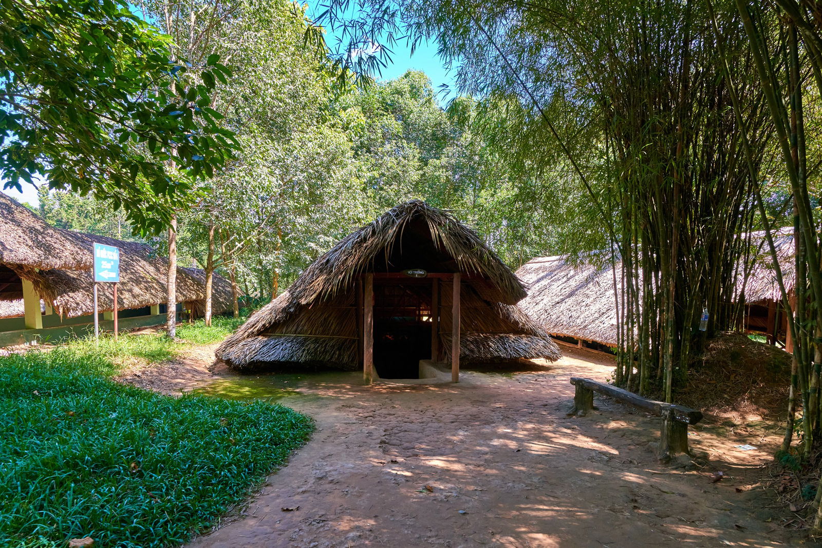 Incursiune la Tunelurile de la Cu Chi