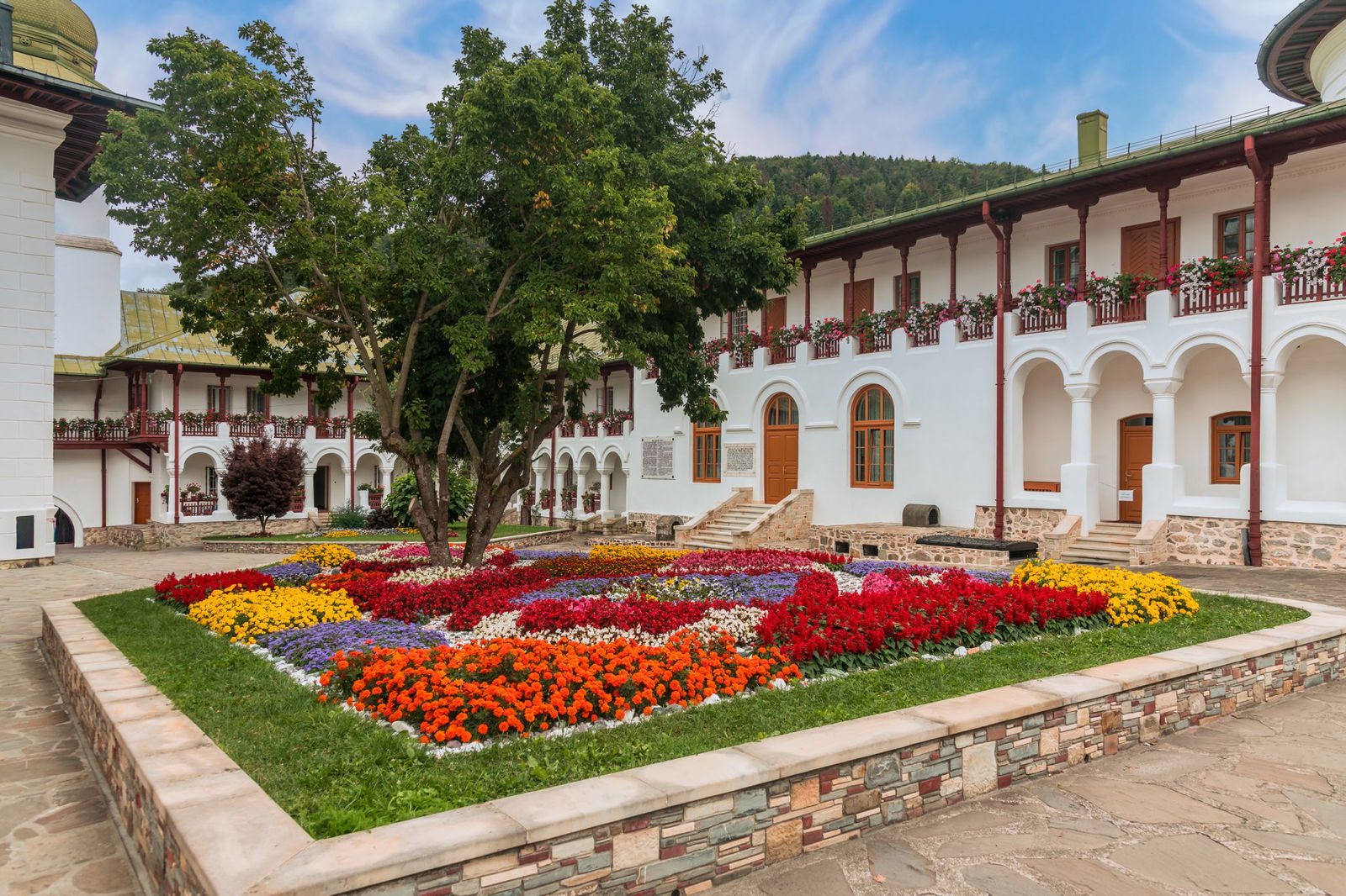 Excursie Circuit pelerinaj-signature-pe-urmele-marilor-duhovnici