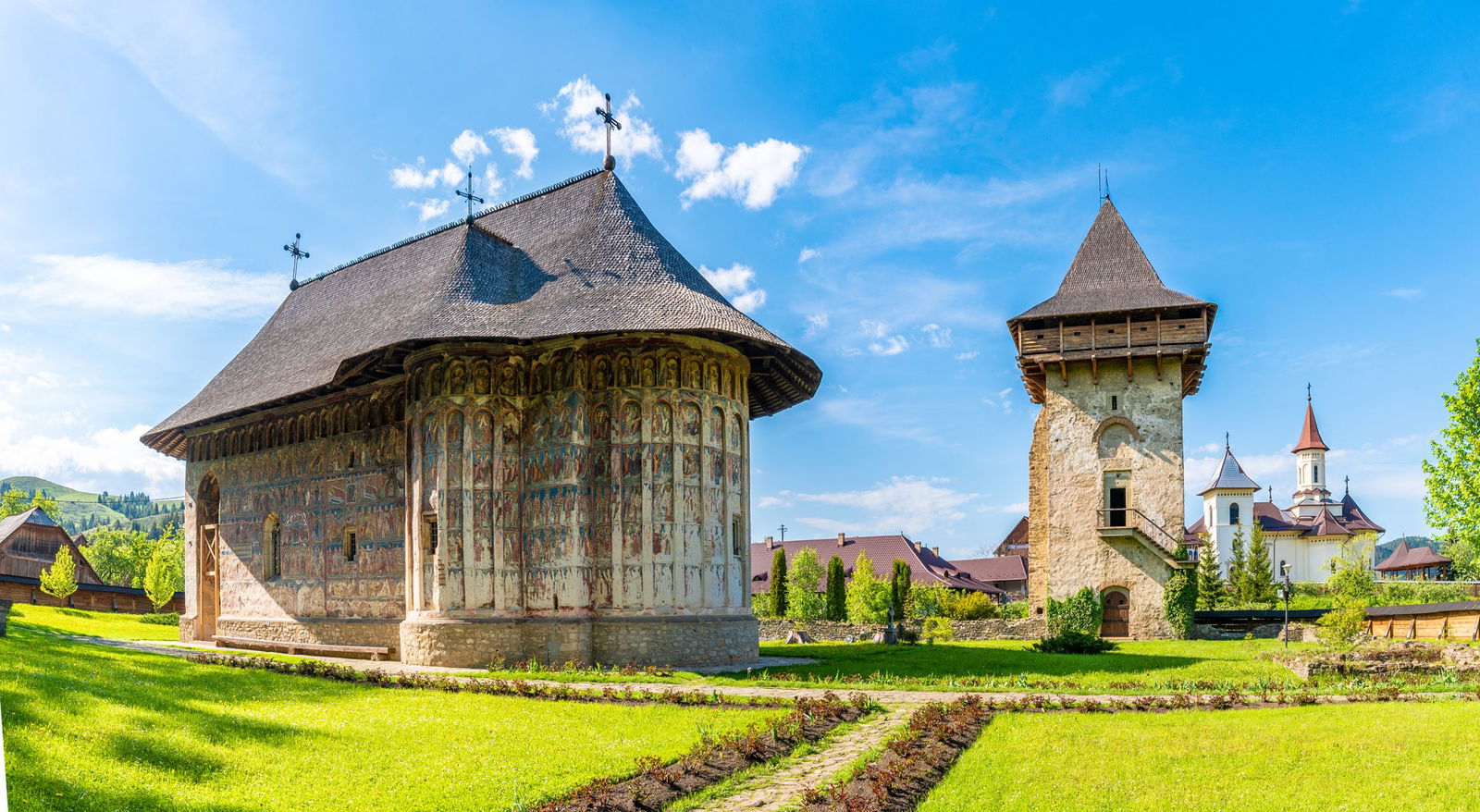 Excursie Circuit bucovina-signature-pelerinaj-la-manastirile-pictate