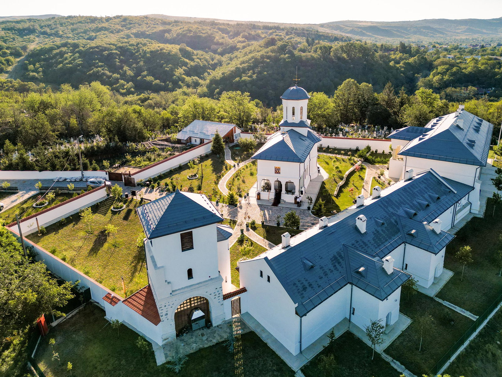 Excursie Circuit vulcanii-noroiosi-si-manastirile-ciolanu-si-berca