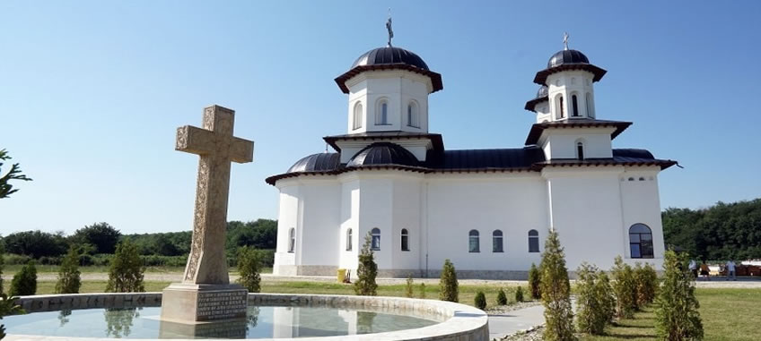 Excursie Circuit hramul-sf-treimi-la-ionesti-la-sf-fanurie-si-la-manastirea-cu-trei-altare