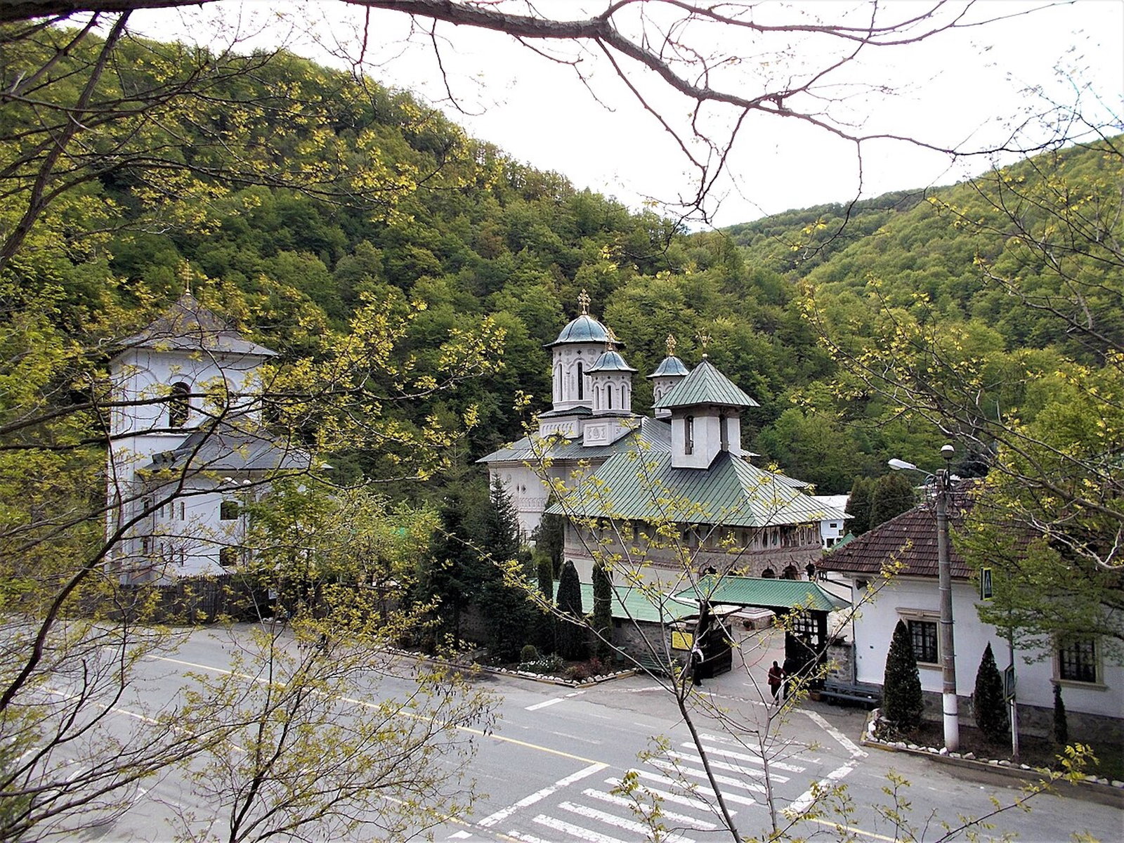 Excursie Circuit pe-urmele-parintilor-monahismului-sf-nicodim-si-sf-irodion
