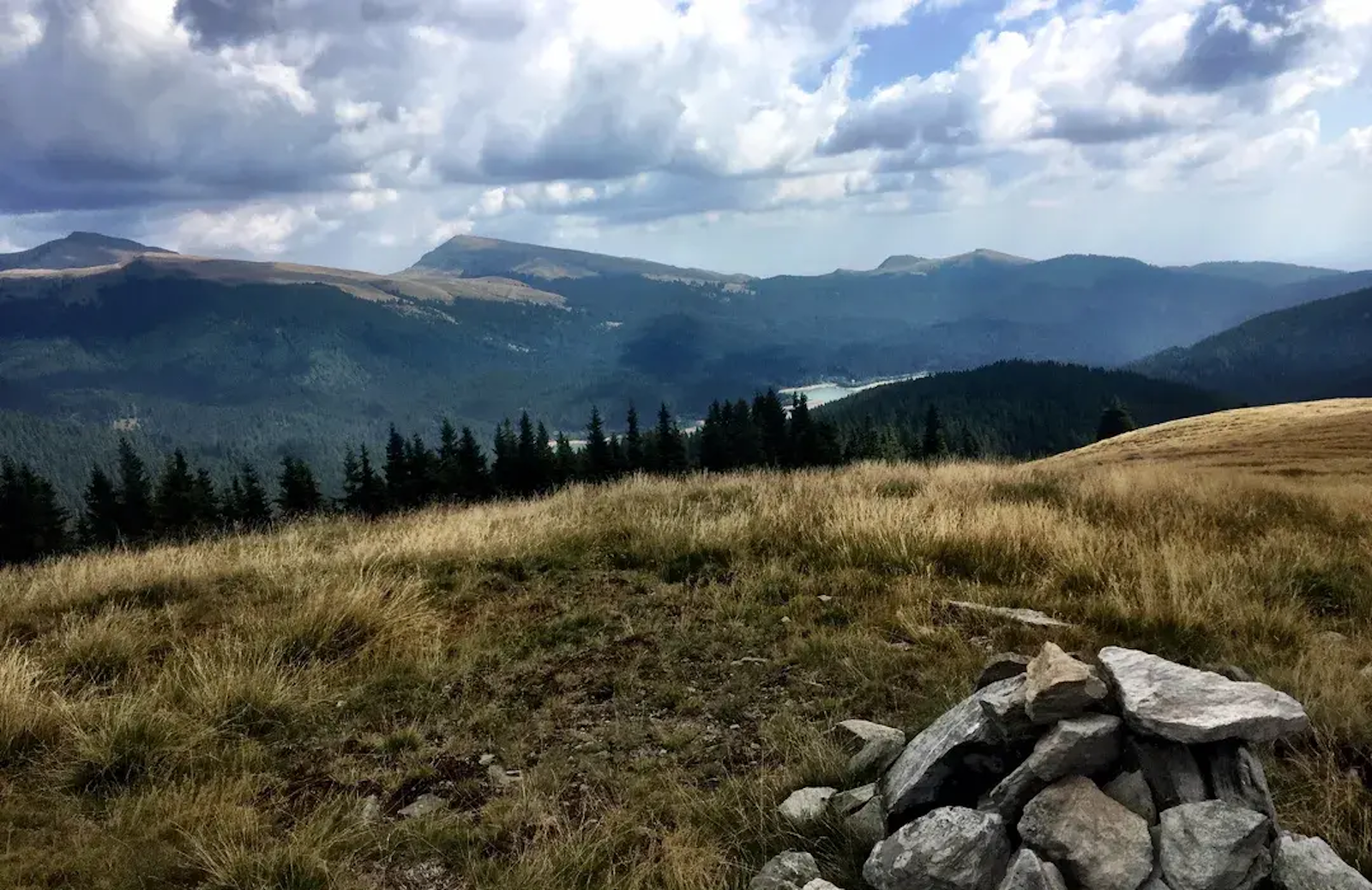 Excursie Circuit drumetie-in-bucegi-lacul-bolboci-varful-deleanu