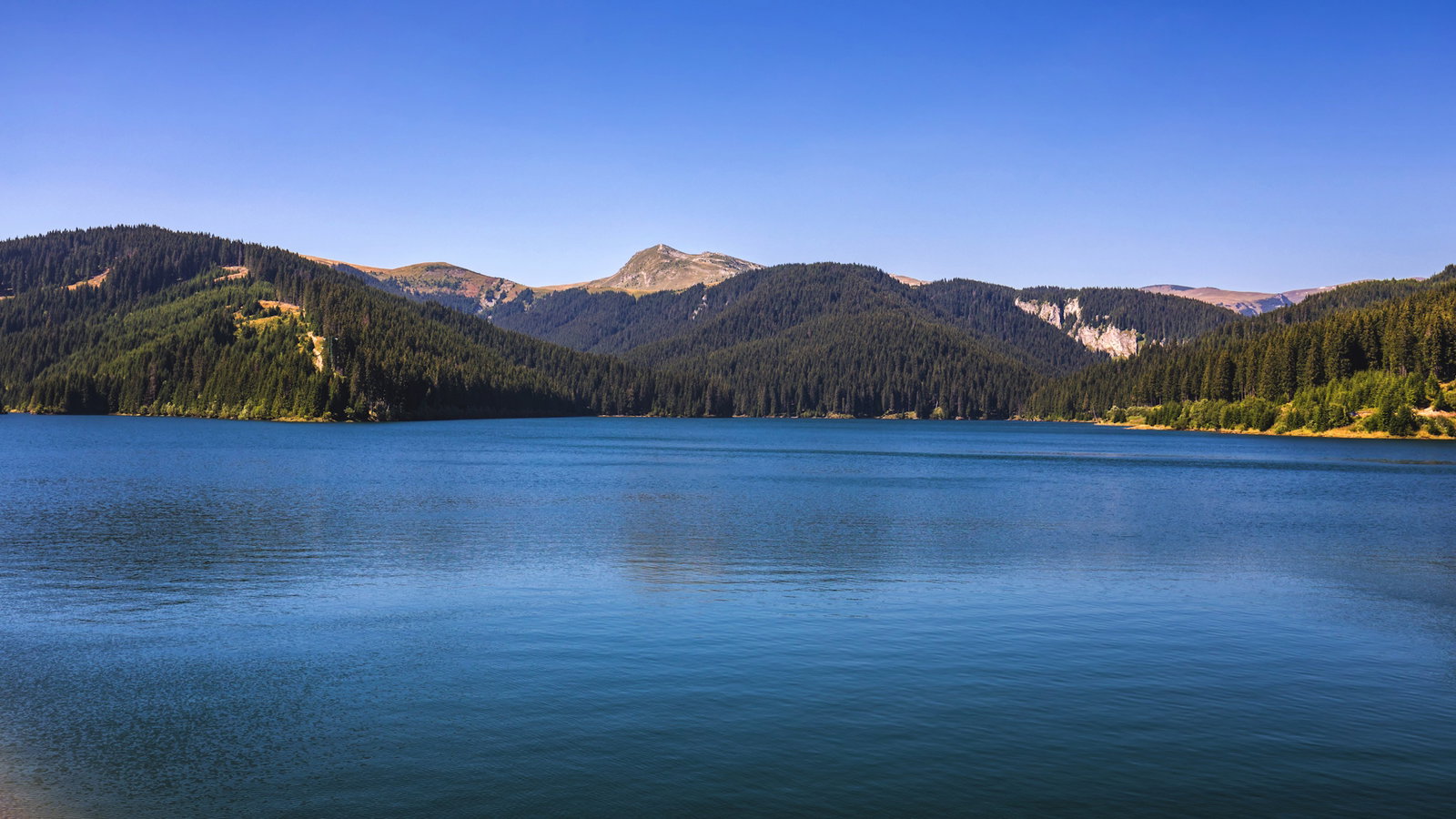 Excursie Circuit drumetie-in-bucegi-lacul-bolboci-varful-deleanu