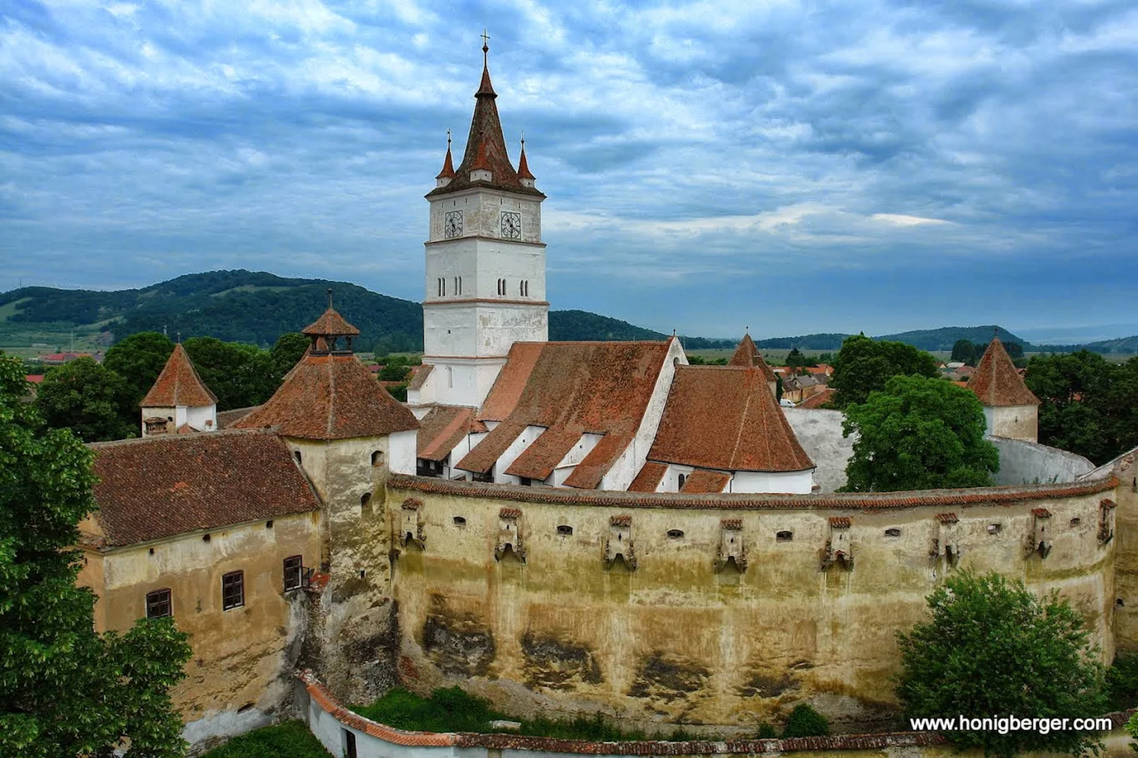 EXCURSIE 1 ZI CETATILE SASESTI PREJMER, HARMAN SI BRASOV