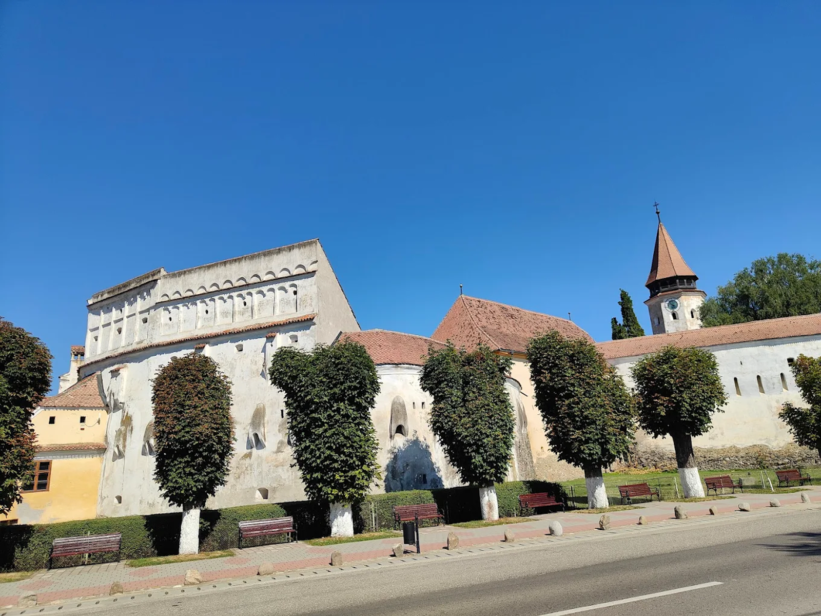 Excursie Circuit excursie-1-zi-cetatile-sasesti-prejmer-harman-si-brasov