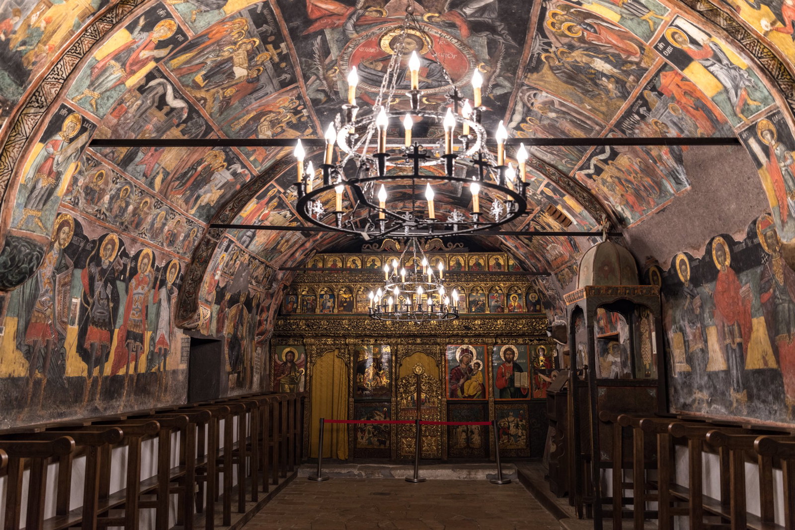 Excursie Circuit o-cronica-a-gustului-placintelor-de-aur-si-a-pietrei-in-bulgaria-arbanasi