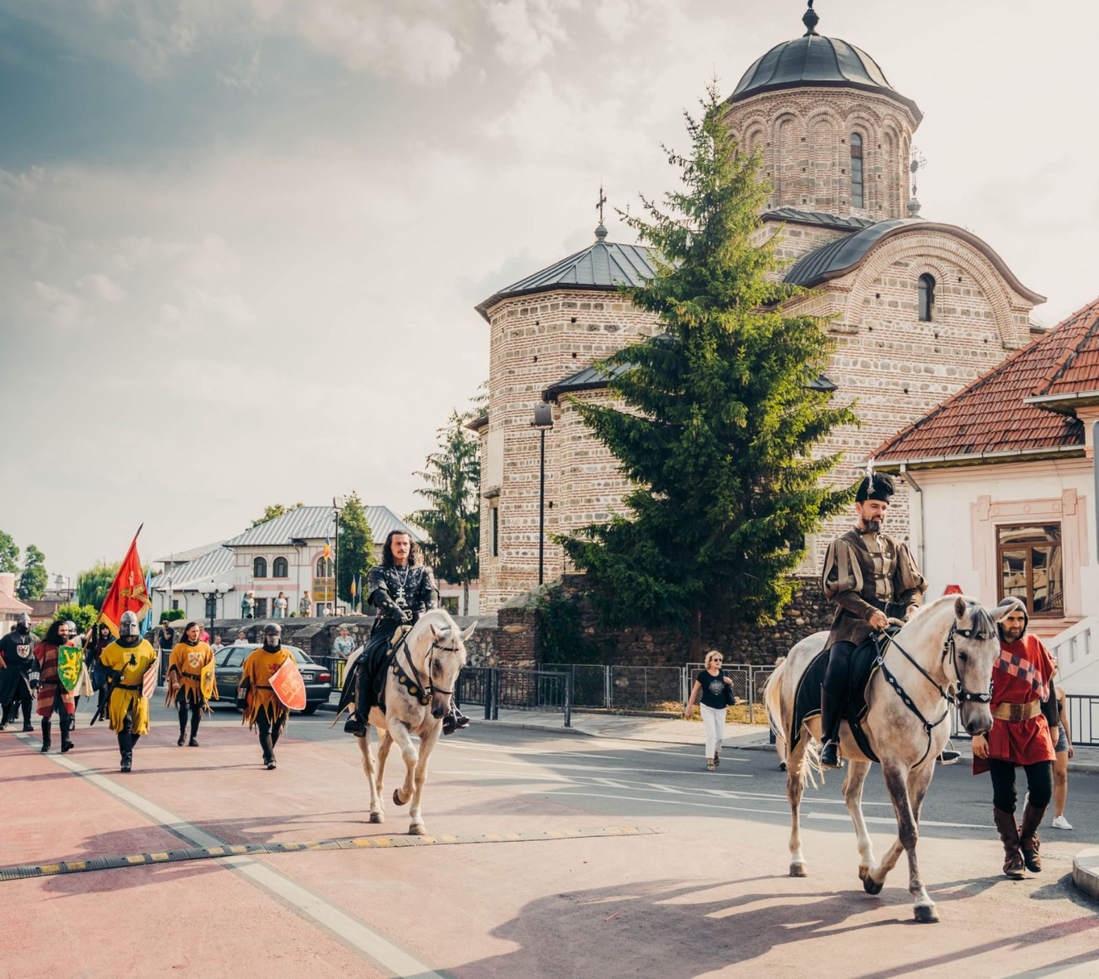 Excursie Circuit festivalul-cavalerul-negru