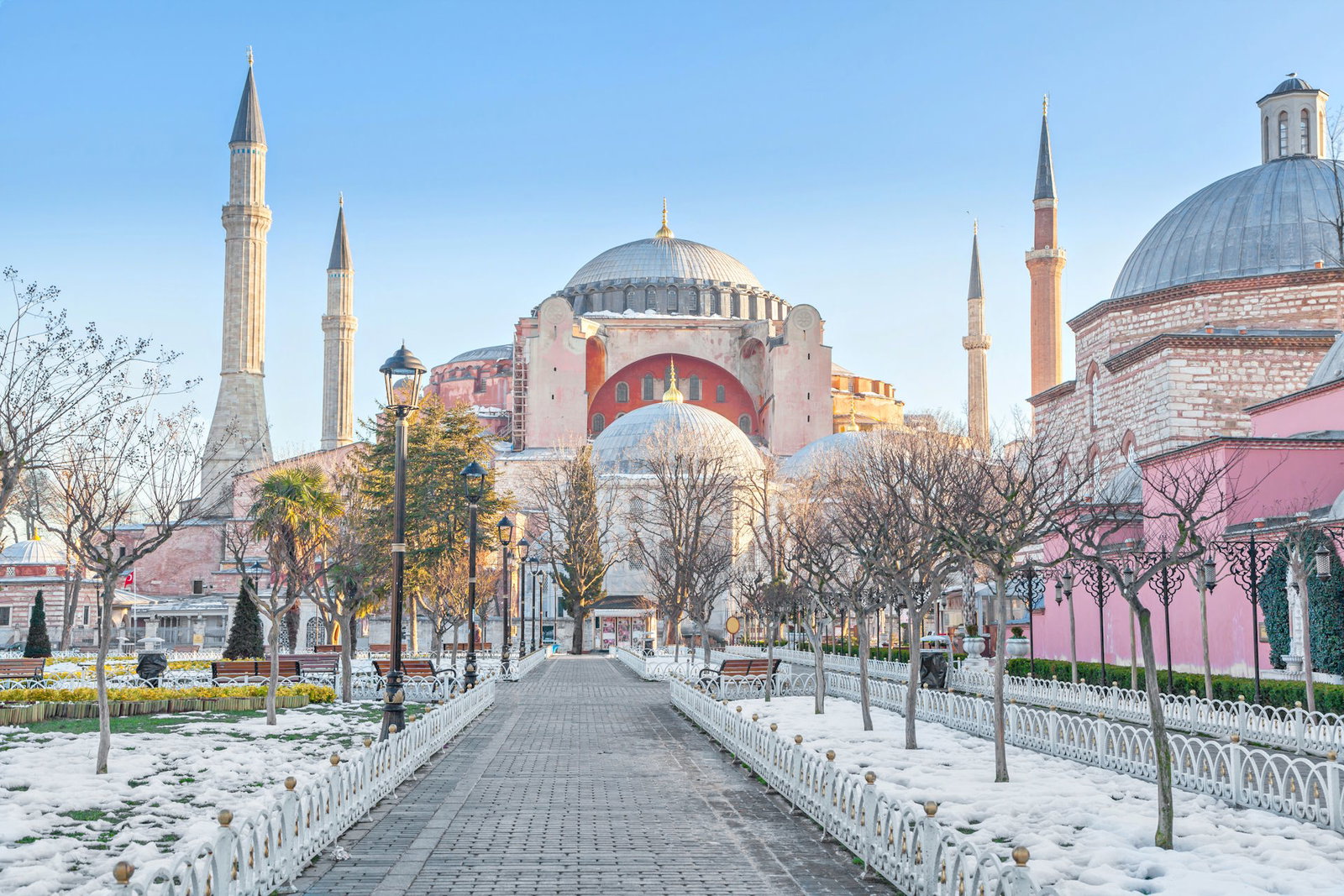 revelion-istanbul-comorile-orientului-avion-timisoara-28122026