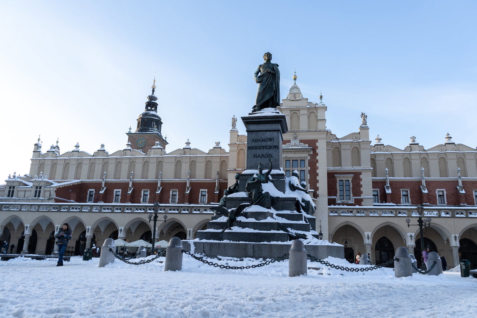 Excursie Circuit cracovia-express-cracovia-regala-wieliczka-si-targul-de-craciun