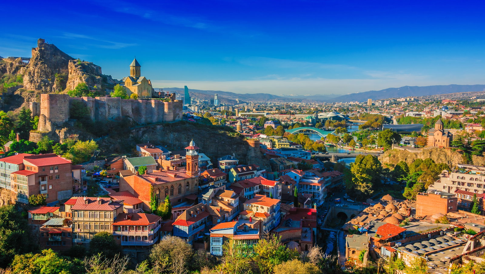 Revelion la Tbilisi – Anul Nou cu Tamada și Bedoba