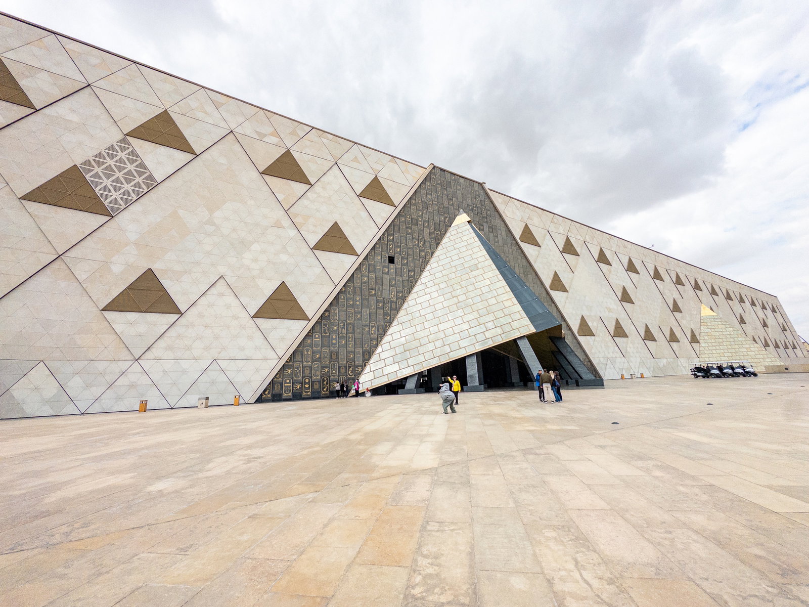 Excursie Circuit revelion-la-cairo-artificii-la-piramide