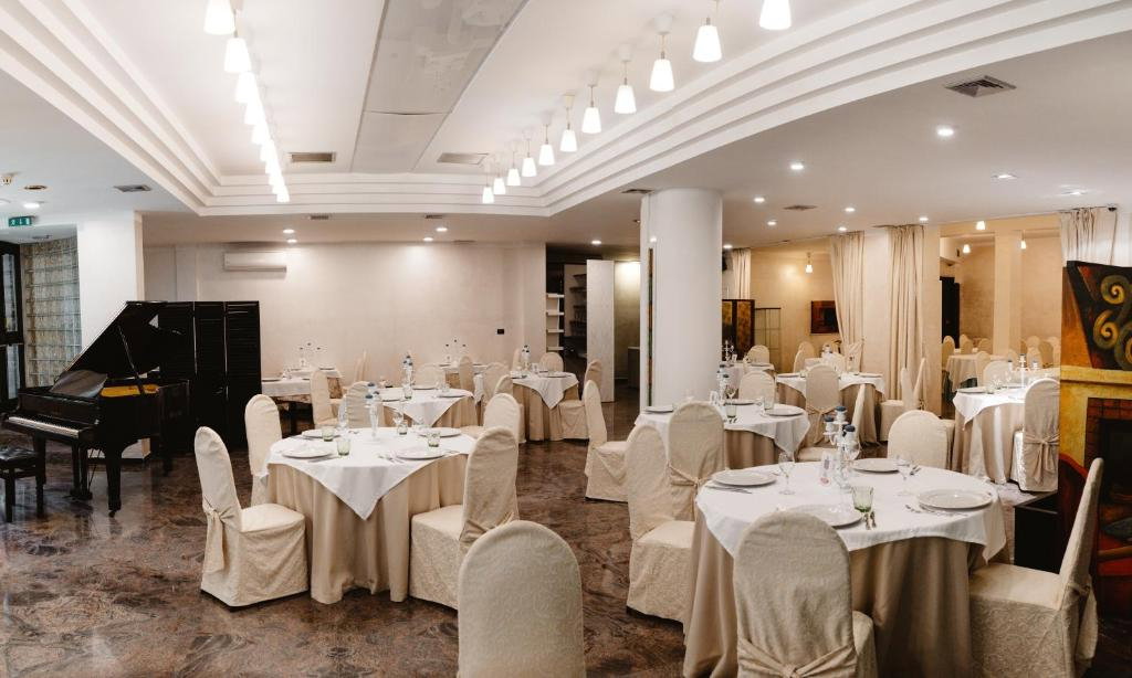 Accord Le Rose Hotel