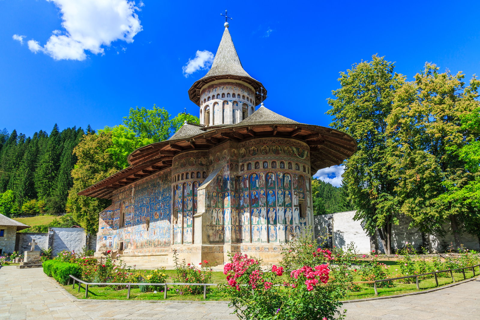 bucovina-pictata-incondeiata-minunata