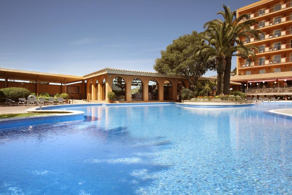 Luna Club Hotel & Spa