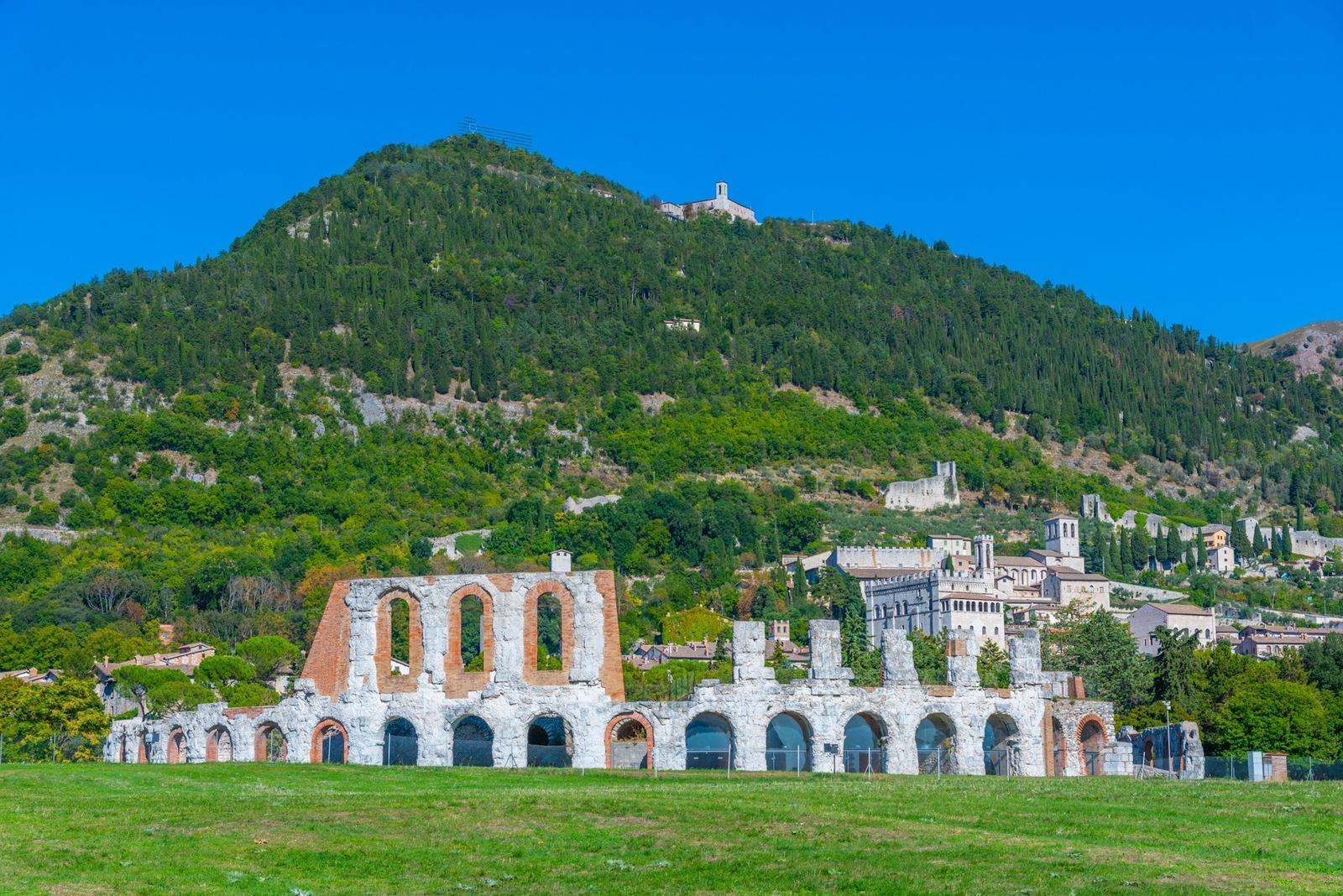 Citta di Castelo si Gubbio