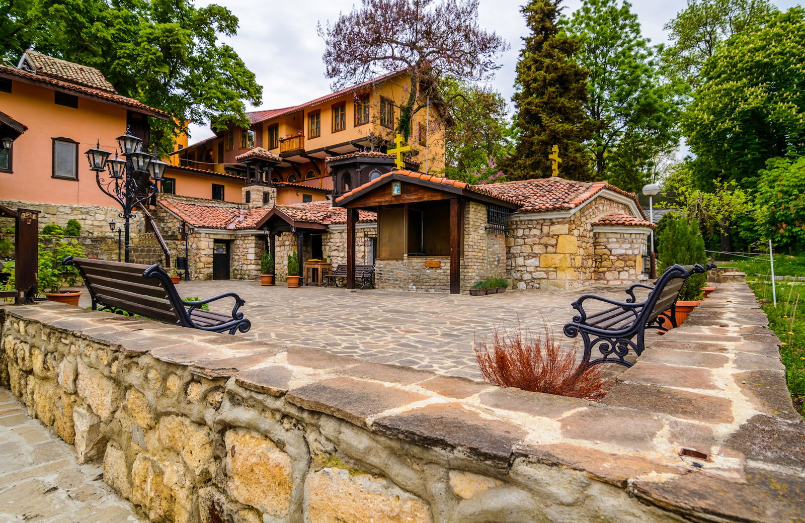 Manastirea Sf. Constantin si Elena