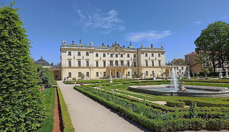 Kaunas – Bialystock - Varsovia