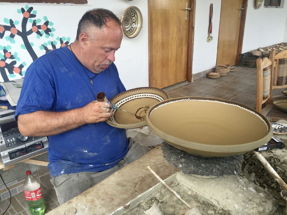 Excursie Circuit Paste in Oltenia, bucurie si frumos la un loc