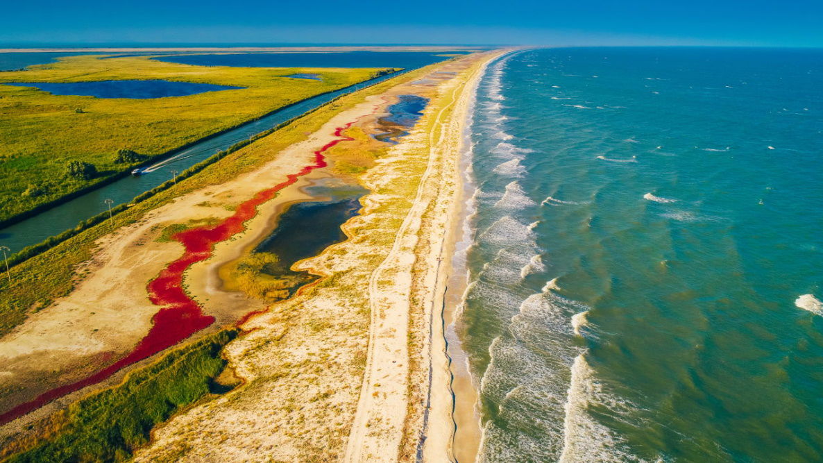 Dobrogea si Muntii Macinului