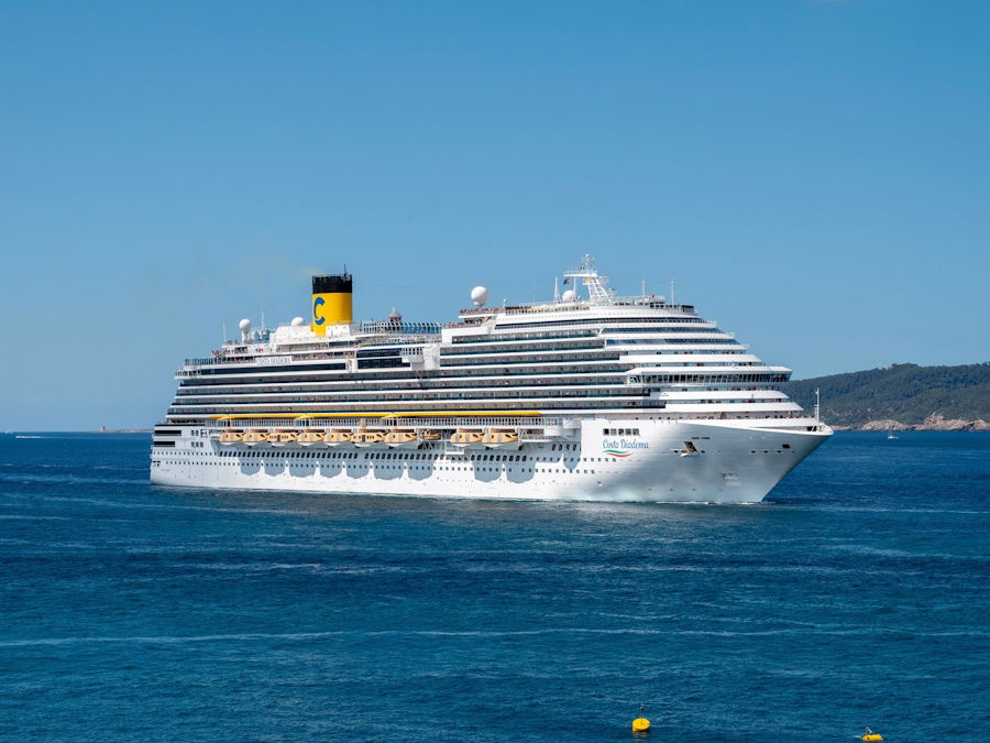 Excursie Circuit Croaziera Costa Diadema Fiorduri 8 nopti - zbor LOT Polish Ailrines 2024