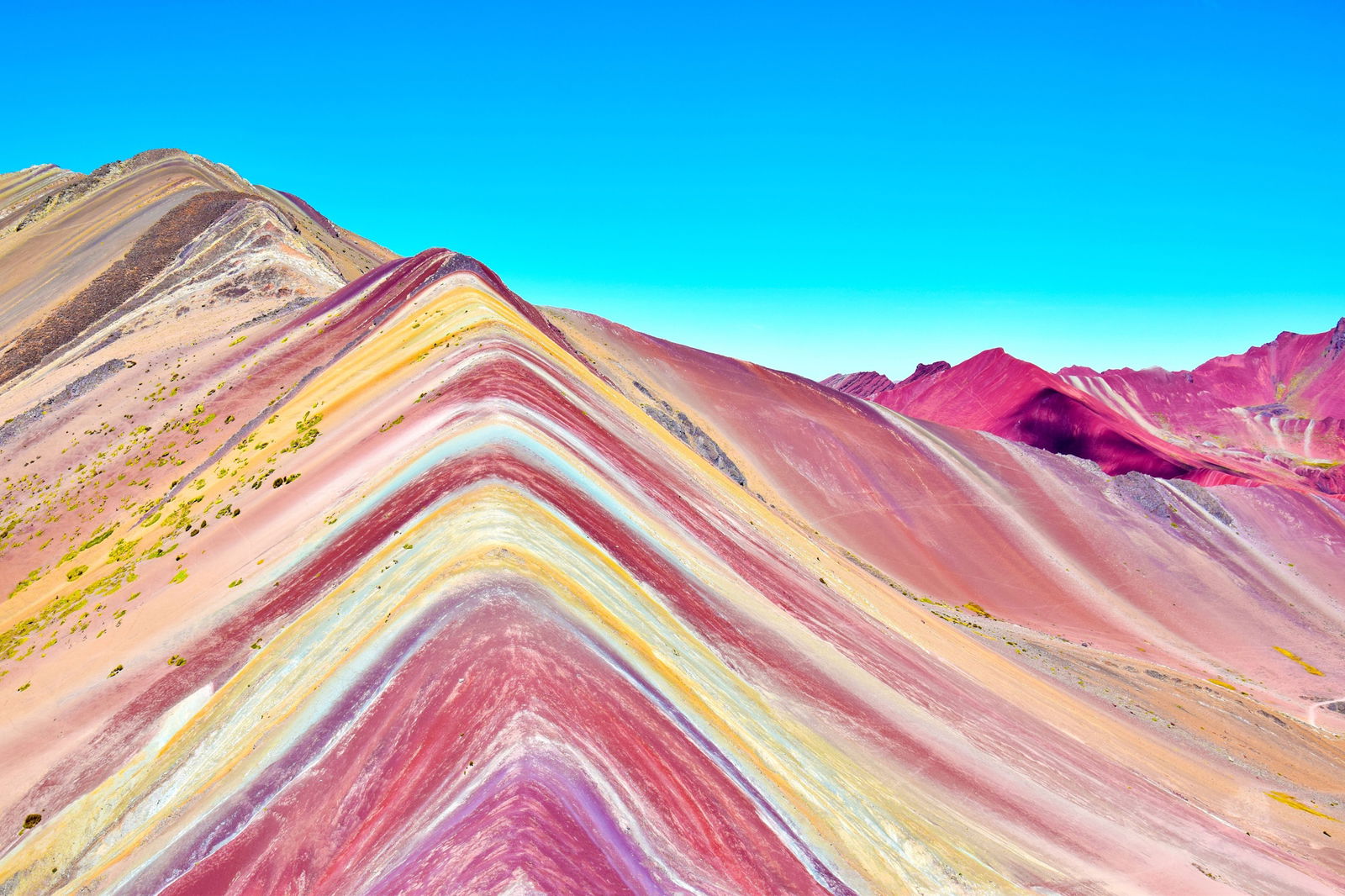 Expeditie la Muntele celor Sapte Culori (Rainbow Mountain)