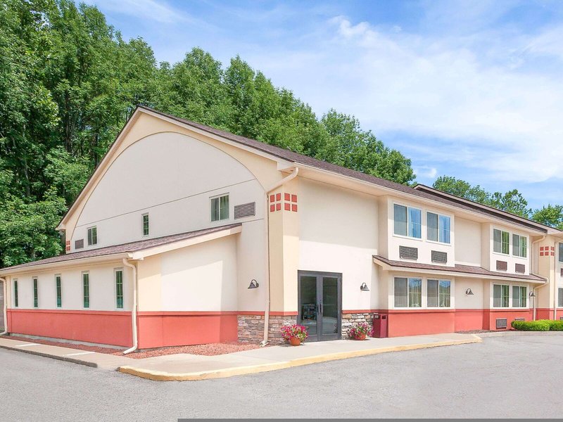 Hotel Super 8 By Wyndham Oneonta/Cooperstown