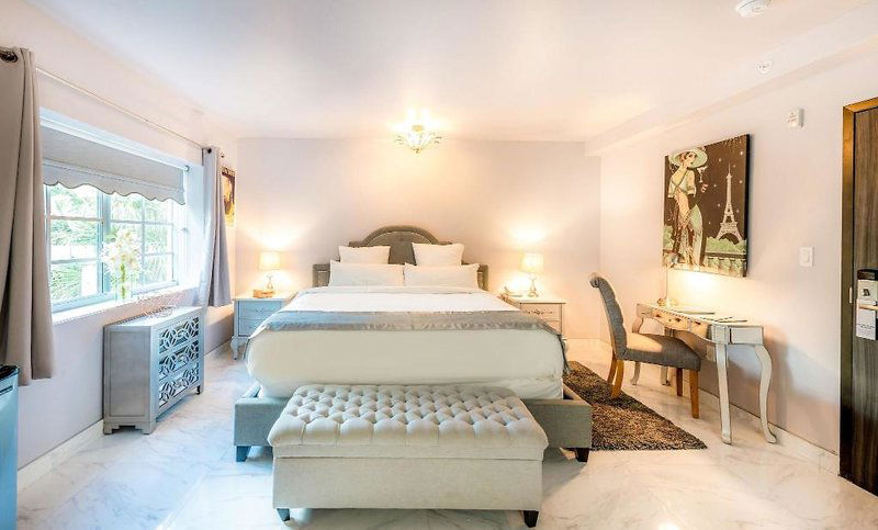 Hotel Secret Garden Miami Beach