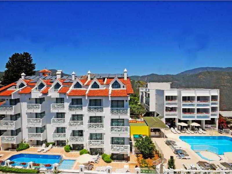Blue Palace Hotel