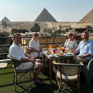 Hotel Narmer Pyramids View cazare Giza