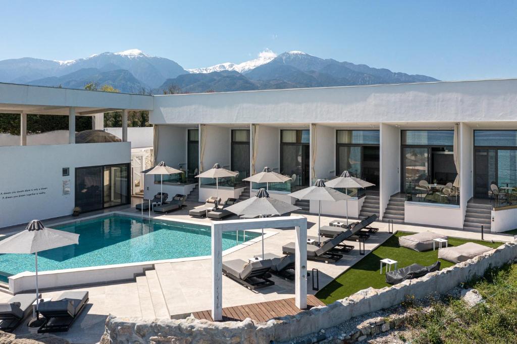 Hotel Akrotiri Olympus Luxury Suites