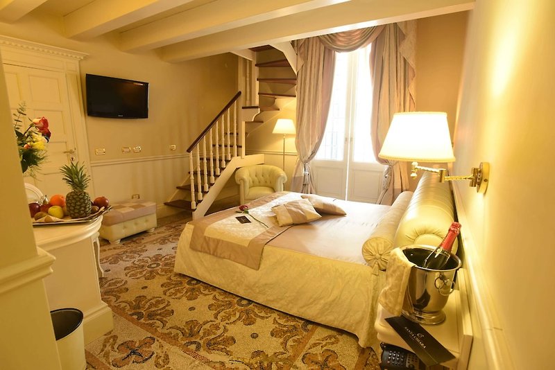 Santa Chiara Suite