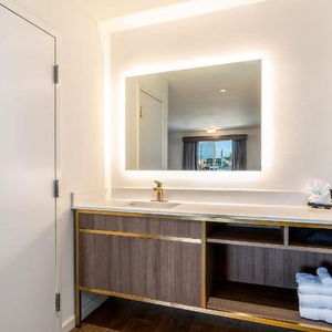 Hotel Trend Hotel Lax cazare Inglewood