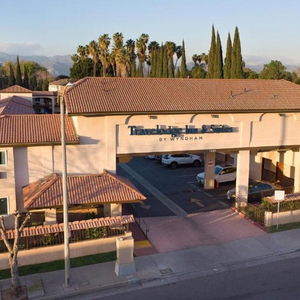 Hotel Travelodge Inn & Suites By Wyndham West Covina cazare West Covina
