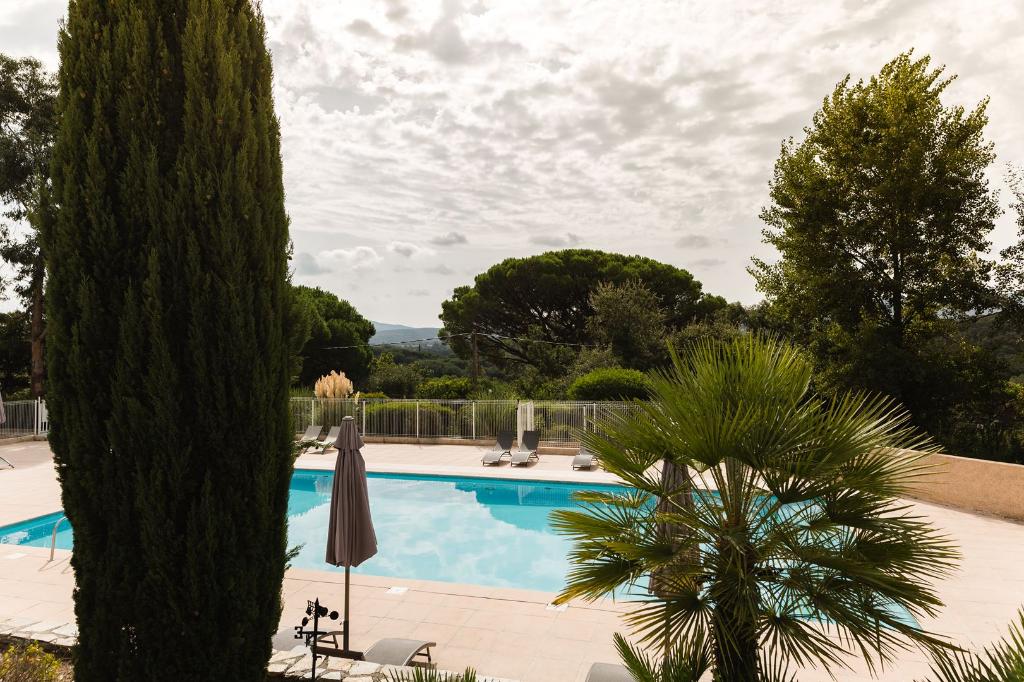 Hotel Garden & City Les Bastides De Grimaud