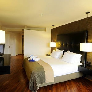 Sejur Radisson Blu Hotel Lisbon vacanta Lisabona si imprejurimi
