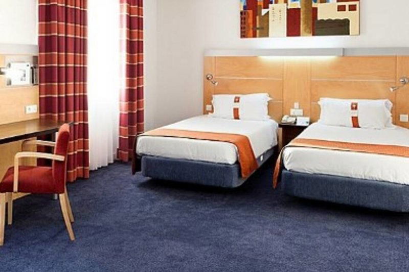 Hotel Holiday Inn Express Lisbon - Oeiras